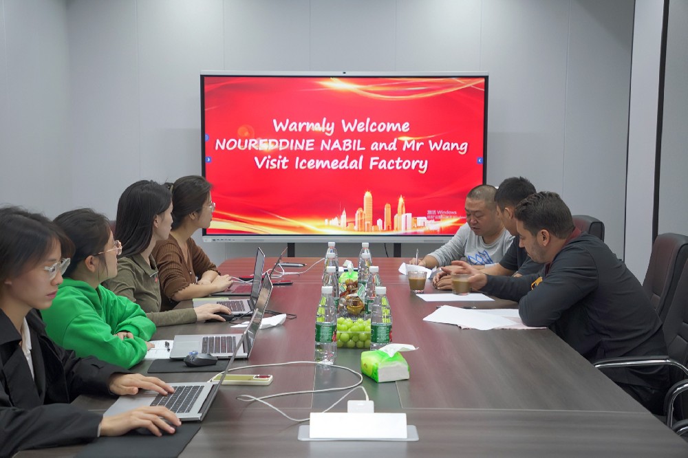 携手并进,合作共赢!非洲阿尔及利亚客户莅临风暴娱乐制冷参观考察!