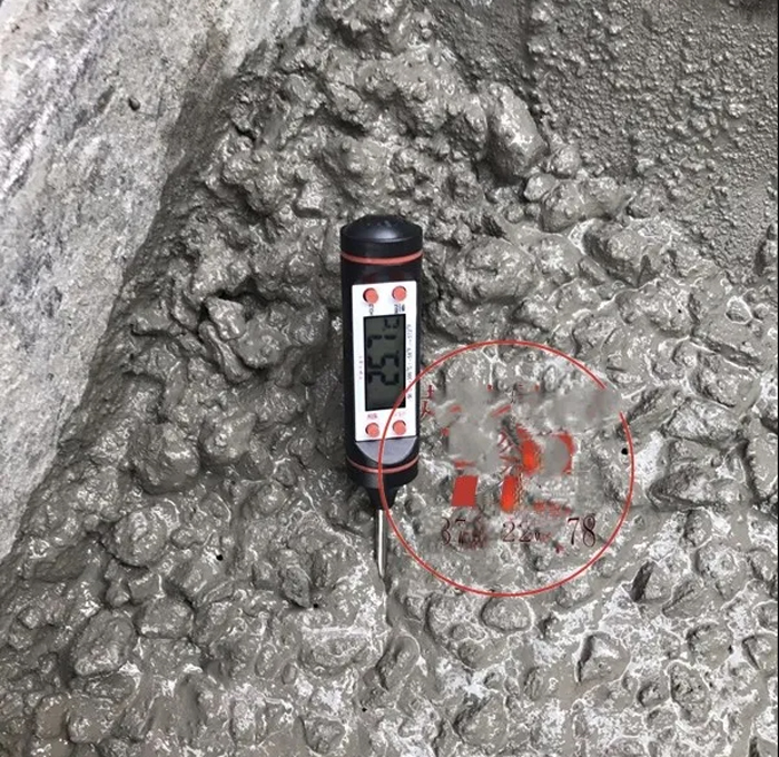 为什么不能随意加水的混凝土，可以加冰呢？