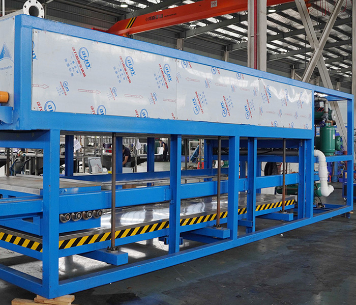 中国风暴娱乐制冰机发展前景：稳步增长，引领制冷时代