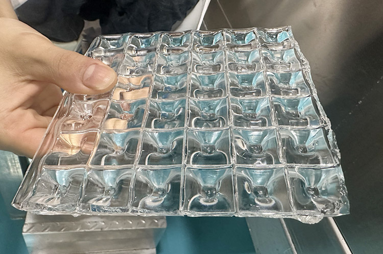 方冰机产量会受温度影响吗