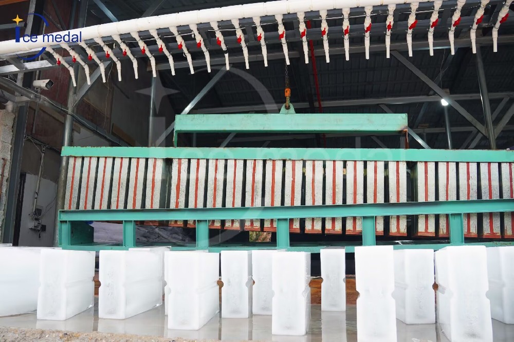 30吨盐水冰砖机  风暴娱乐制冷高效解决方案